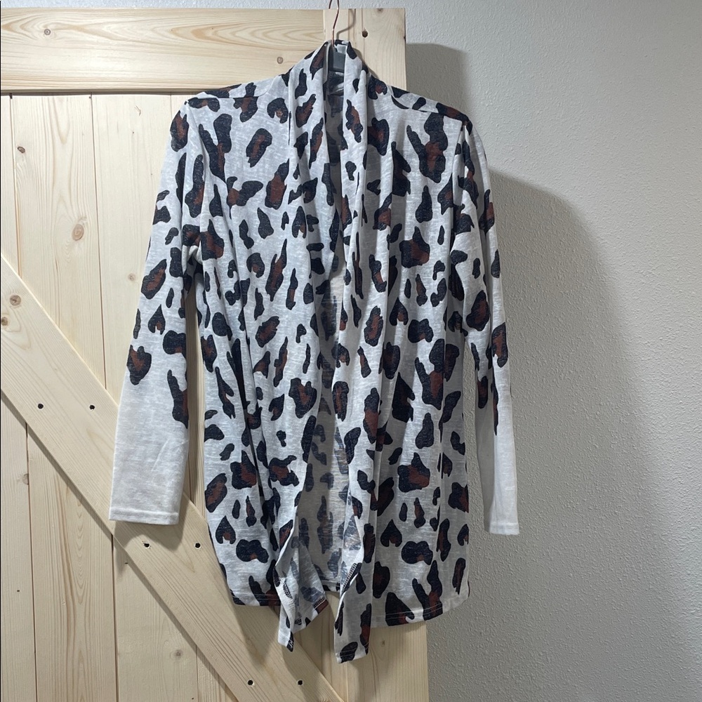 Chic Animal Print Open Cardigan